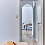 Aurora Beachside Home, Beach, Paros Apartamento Logaras